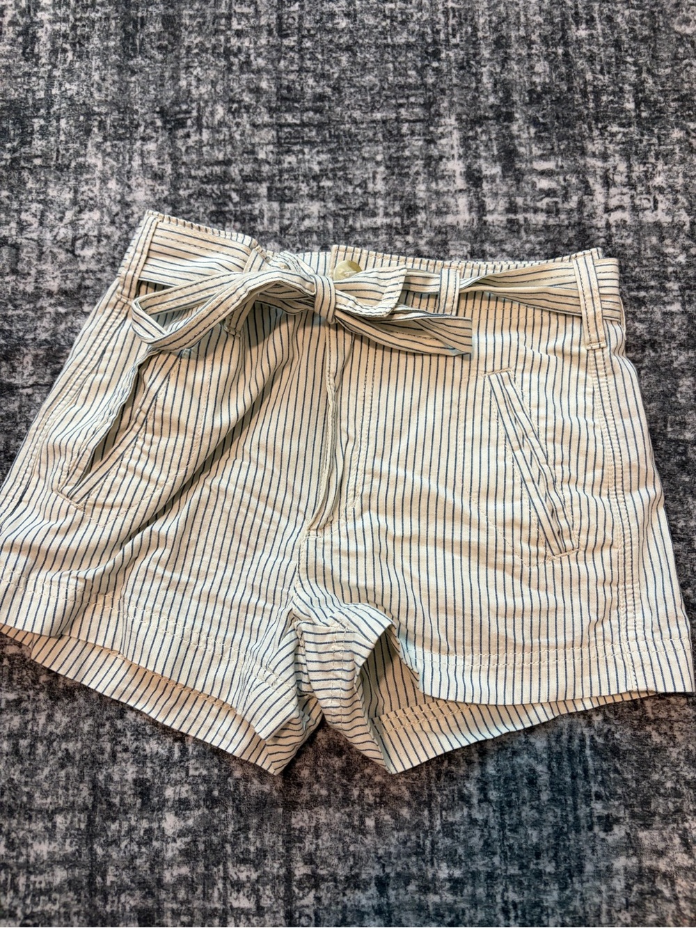 American Eagle Striped Tie Waist Shorts Size 00